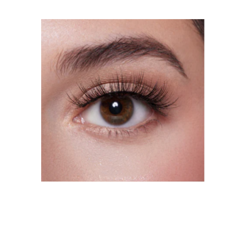 Natural-Wispy-Faux-mink-eyelash-eye-wear-effect-1.webp